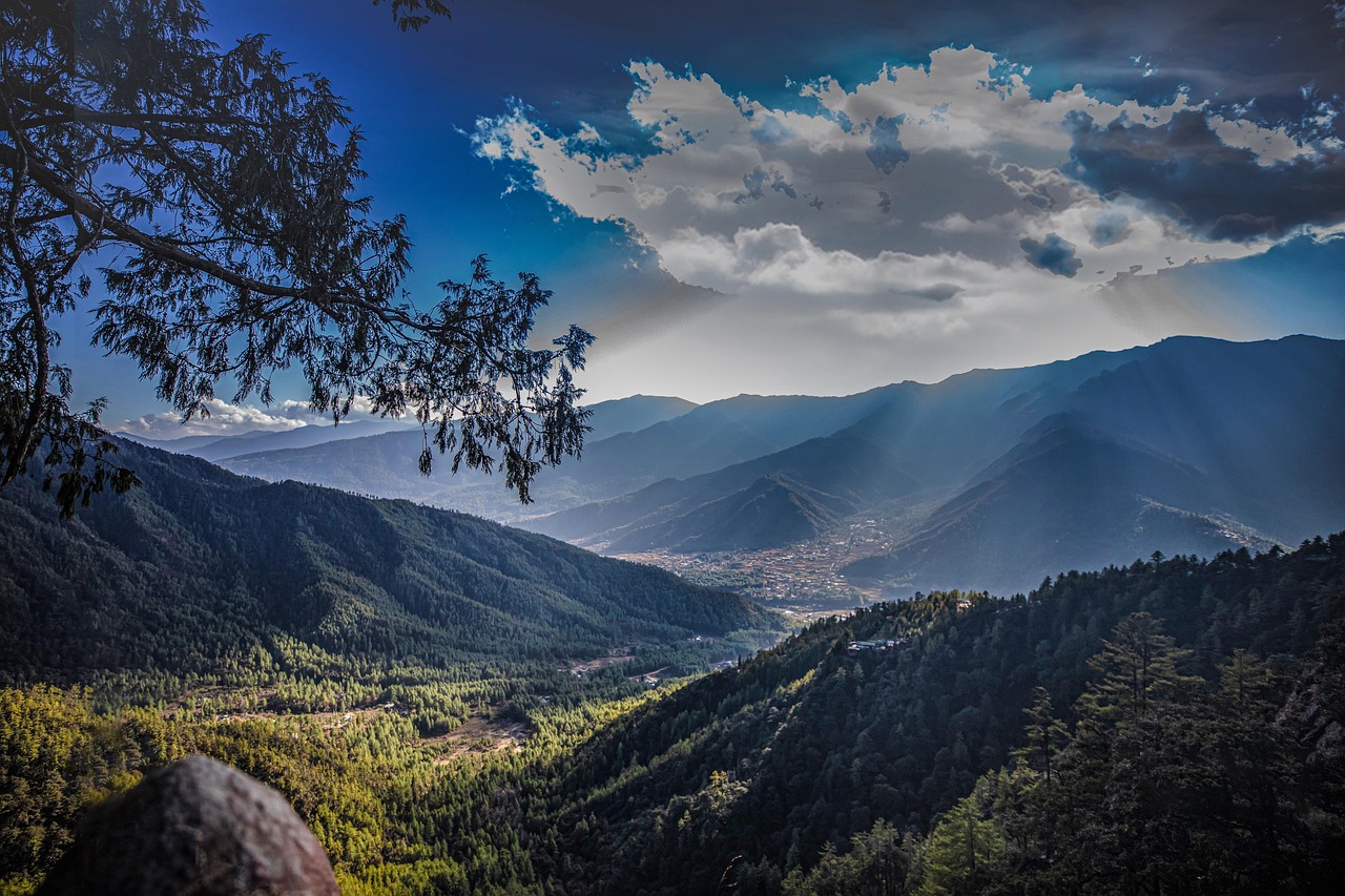 anilsharma26-mountains-6919308_1280
